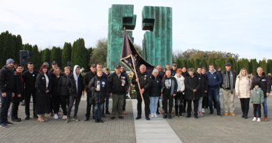 Djeca poginulih i nestalih hrvatskih branitelja i predstavnici UHBDR 121.b.p.NG na komemoracijama u Vukovaru