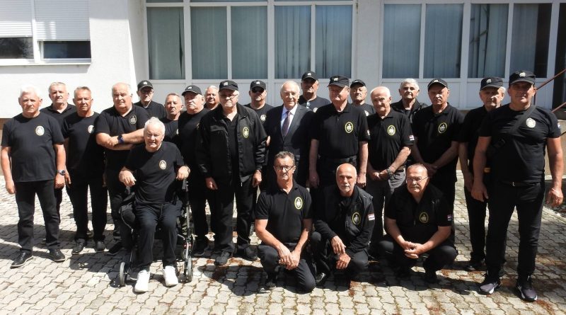 Članovi UHBDR 121.b.p.NG povodom Dana državnosti