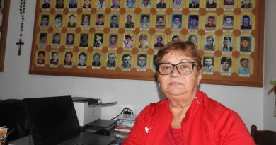 Očuvanje sjećanja na poginule i preminule u Domovinskom ratu je naš prioritetan zadatak – Gošća Vjekoslava Karešin emisija iz serijala „Borba protiv stereotipa i predrasuda prema marginaliziranim skupinama“